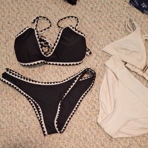 Zaful Black and Cream Bikini Set